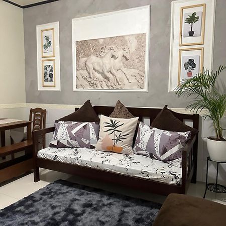 Luxury Suites At Brenthill バギオ エクステリア 写真