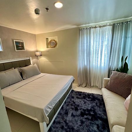 Luxury Suites At Brenthill バギオ エクステリア 写真