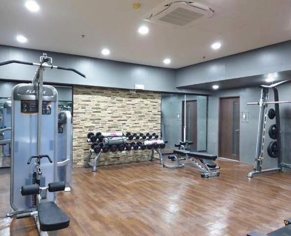 Luxury Suites At Brenthill バギオ エクステリア 写真