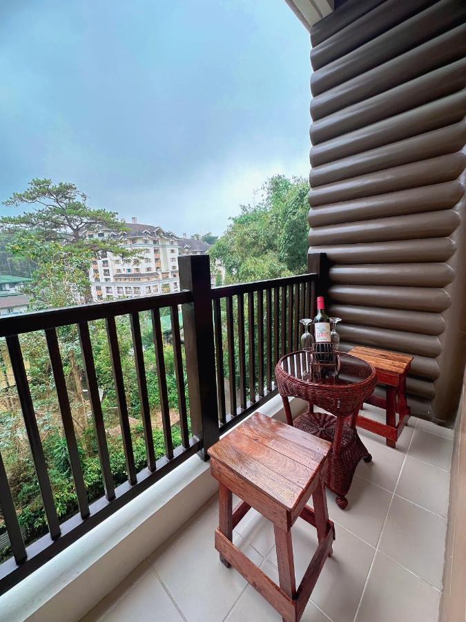 Luxury Suites At Brenthill バギオ エクステリア 写真