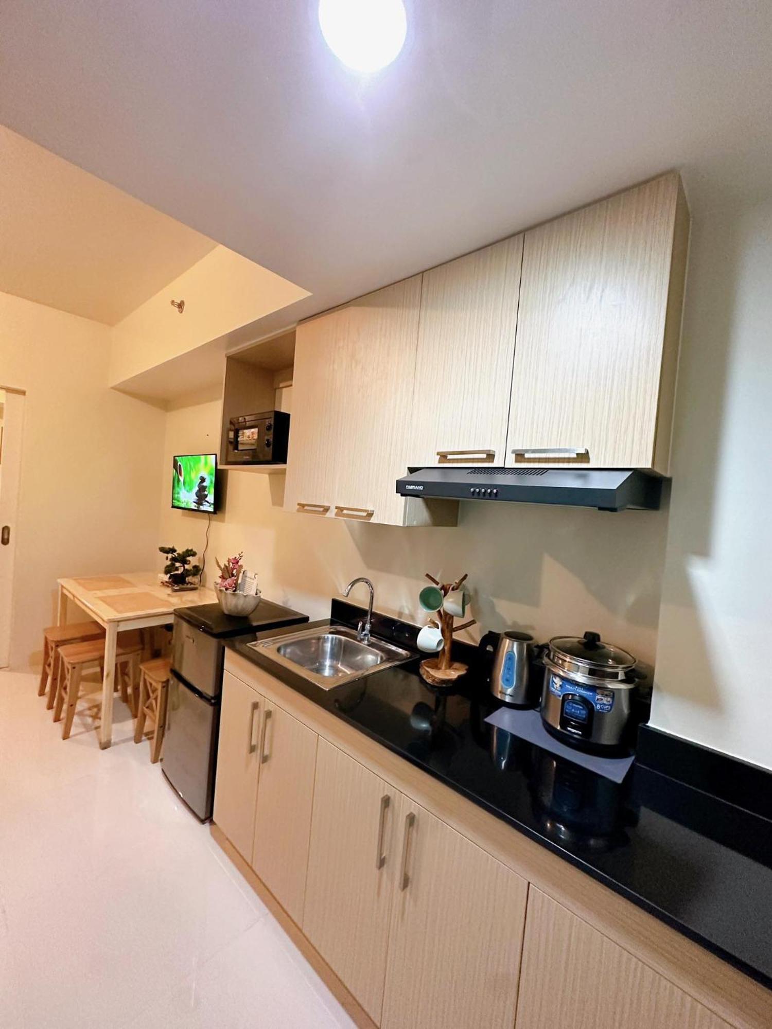 Luxury Suites At Brenthill バギオ エクステリア 写真