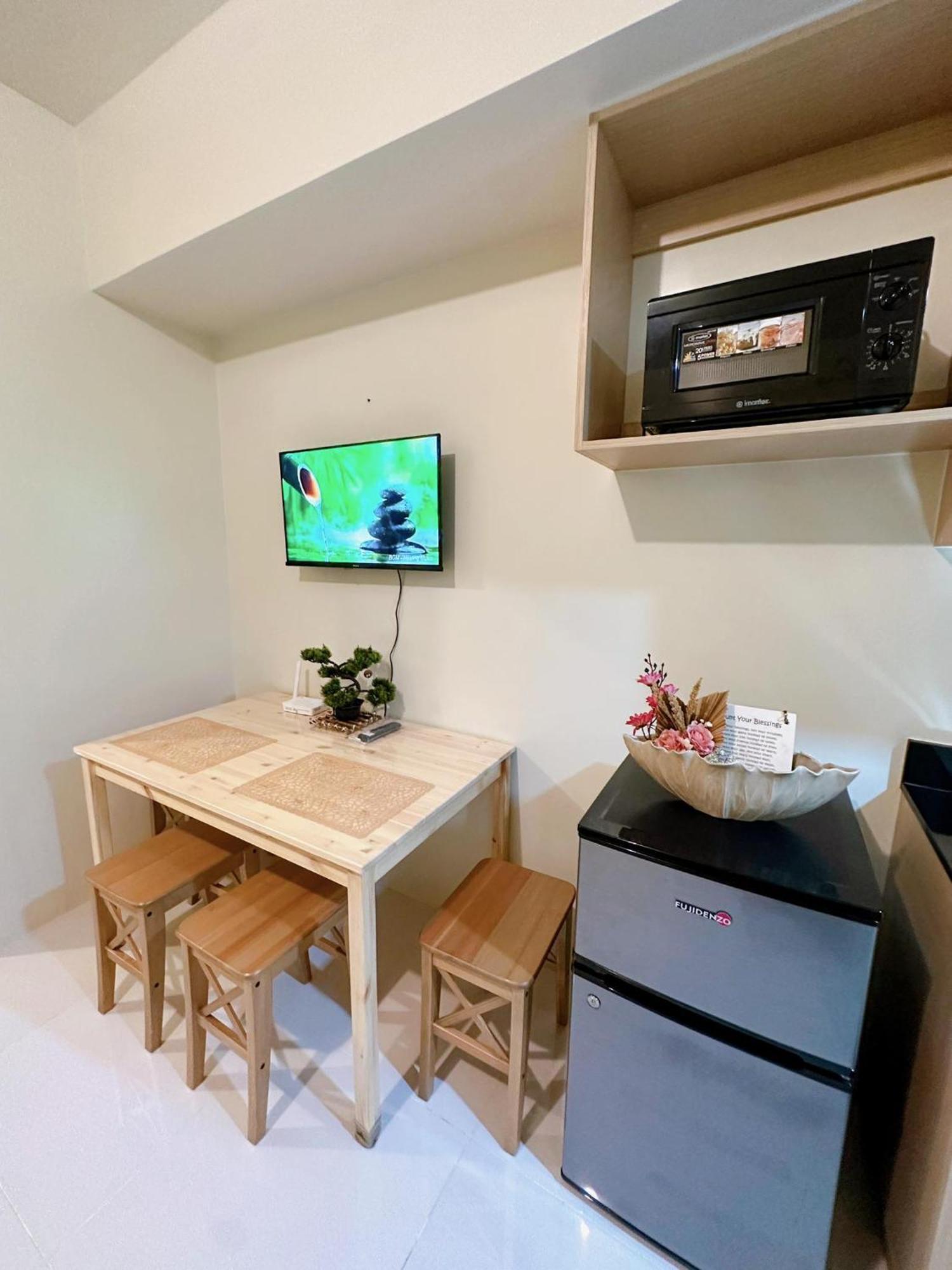 Luxury Suites At Brenthill バギオ エクステリア 写真