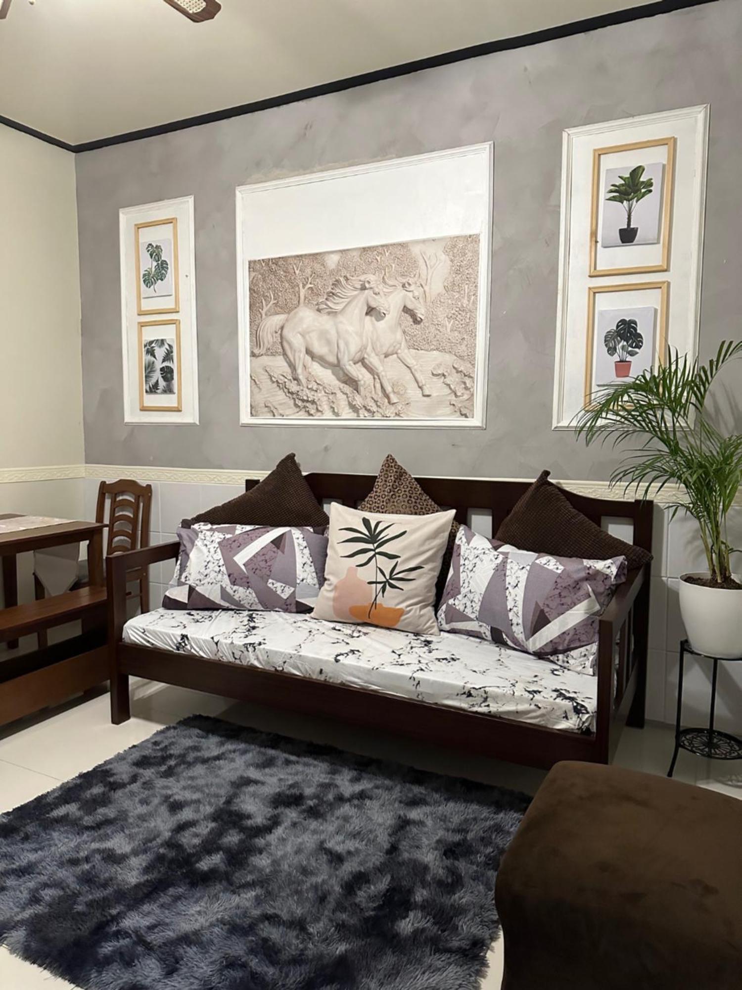 Luxury Suites At Brenthill バギオ エクステリア 写真