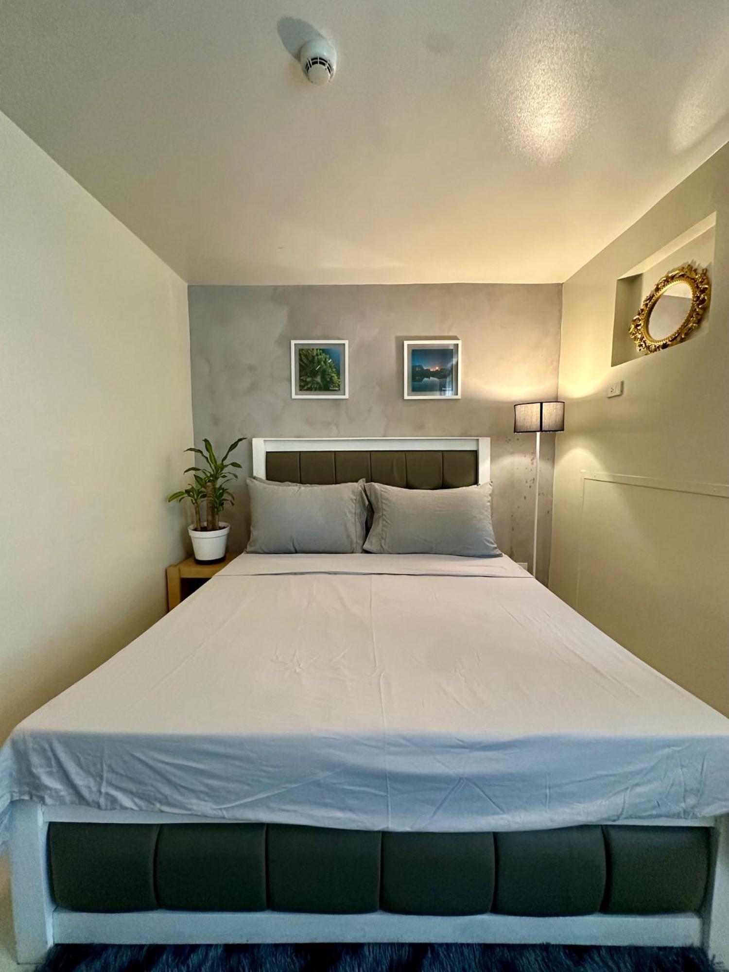 Luxury Suites At Brenthill バギオ エクステリア 写真