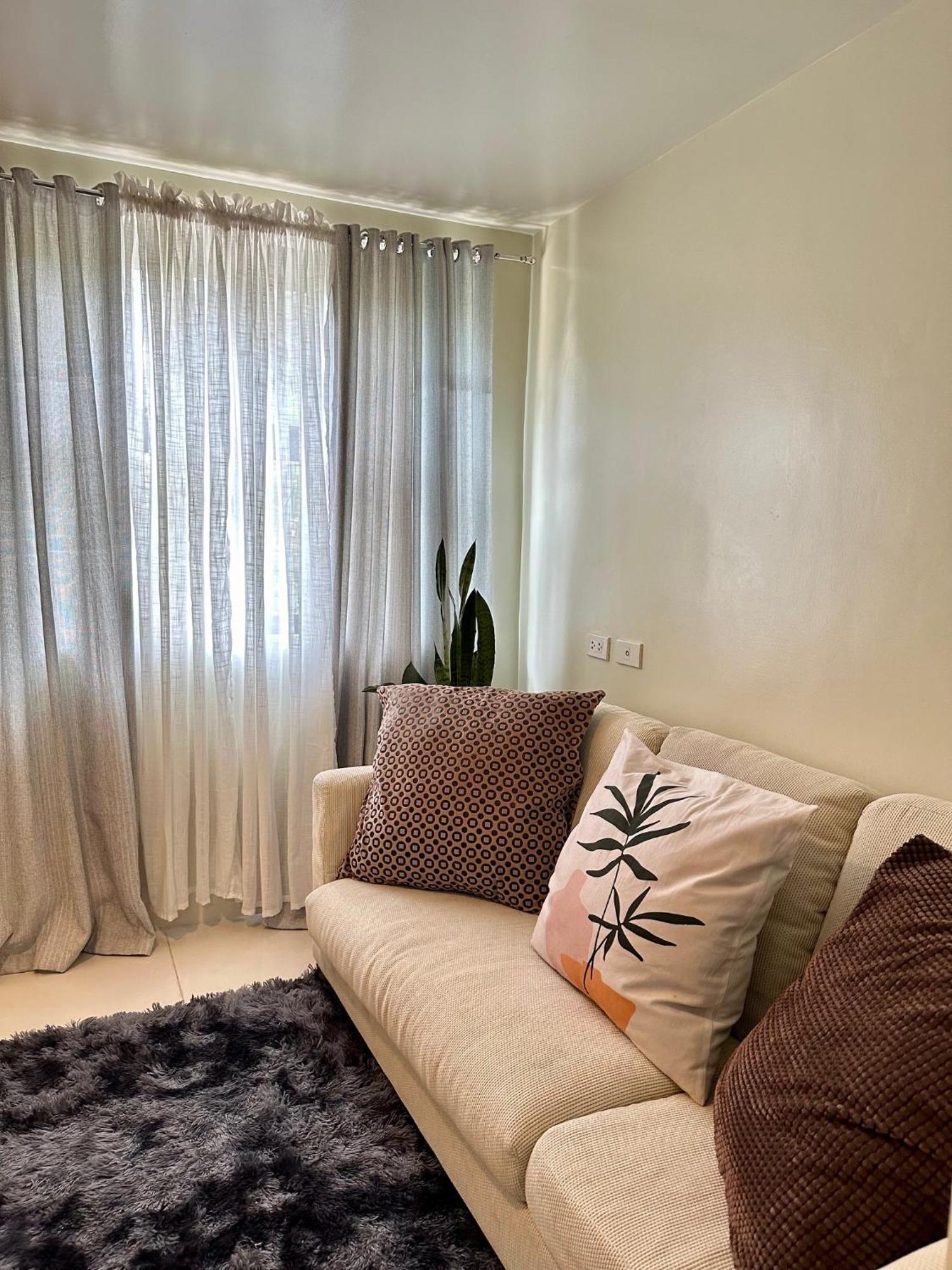Luxury Suites At Brenthill バギオ エクステリア 写真